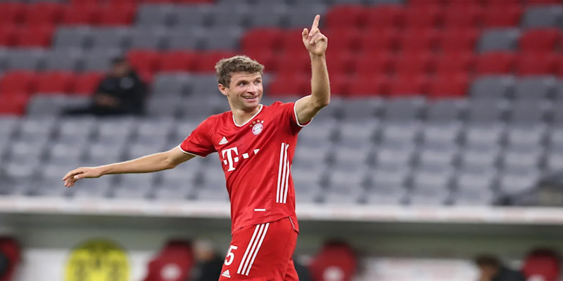 Thomas Muller cống hiện cả sự nghiệp cho FC Bayern 